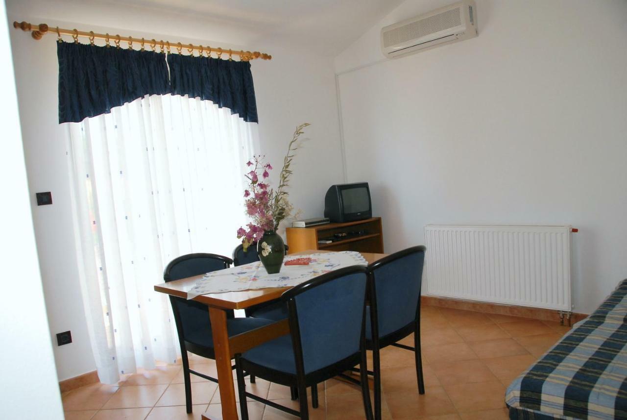 Apartmani Bauk Poreč Eksteriør billede